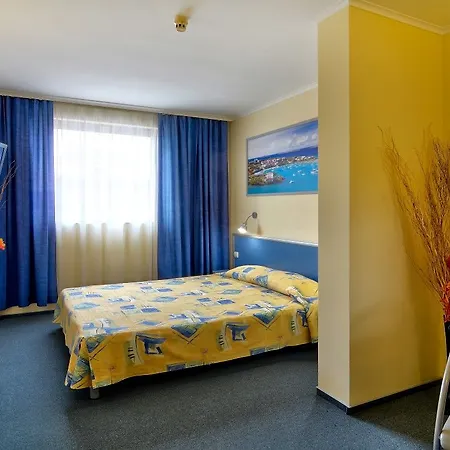 アクア ヴァルナ