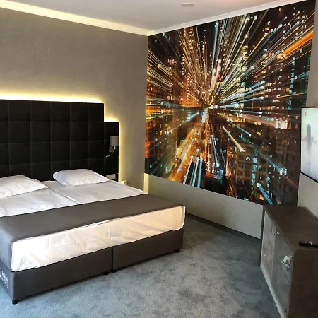 Aqua Hotel