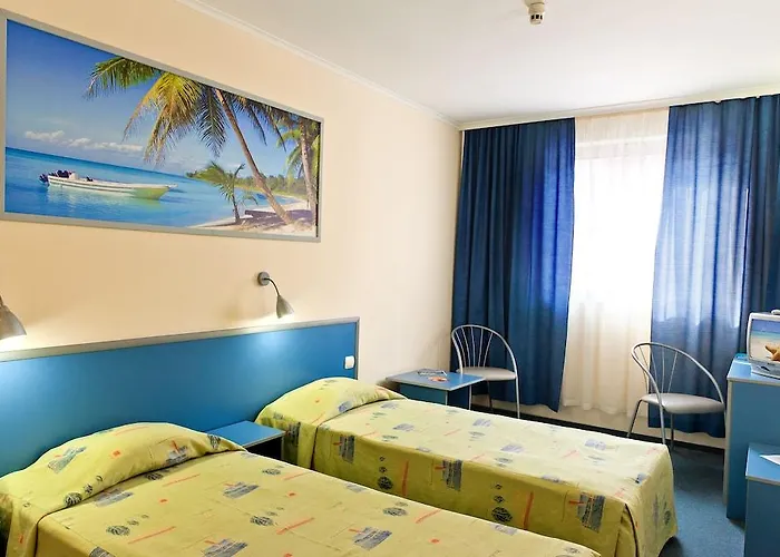 Ξενοδοχείο Aqua 4*